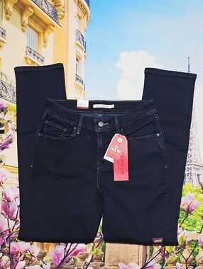 Levi's Skinny Jeans Size 6 NWT‎